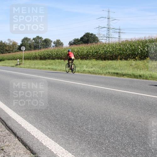 01.09.2024 - 17. Tribühne Triathlon H.Heesch http://msf.ph/oto/6942515 01.09.2024 11:12:03 Radfahren 319, 322, 338, 351 meine-sportfotos.de
