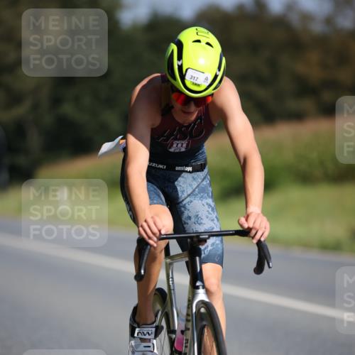 01.09.2024 - 17. Tribühne Triathlon H.Heesch http://msf.ph/oto/6942555 01.09.2024 11:22:06 Radfahren 317, 355, 384, 394, 426, 436, 454 meine-sportfotos.de
