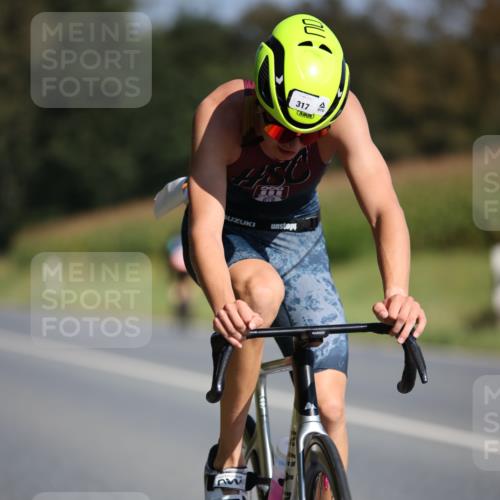 01.09.2024 - 17. Tribühne Triathlon H.Heesch http://msf.ph/oto/6942559 01.09.2024 11:22:07 Radfahren 317, 355, 384, 394, 426, 436, 454 meine-sportfotos.de