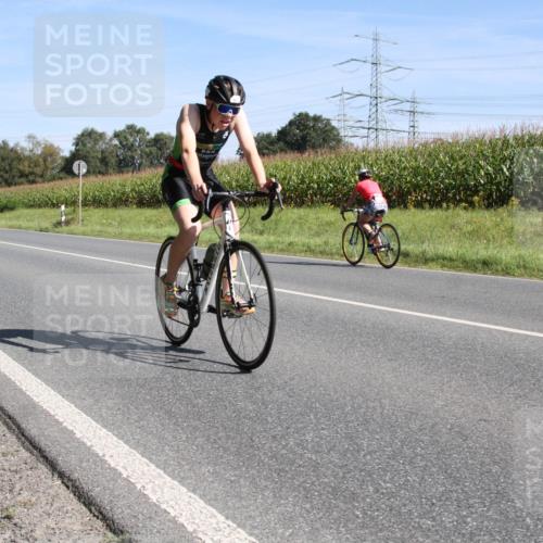 01.09.2024 - 17. Tribühne Triathlon H.Heesch http://msf.ph/oto/6942576 01.09.2024 11:13:42 Radfahren 328, 398, 432 meine-sportfotos.de