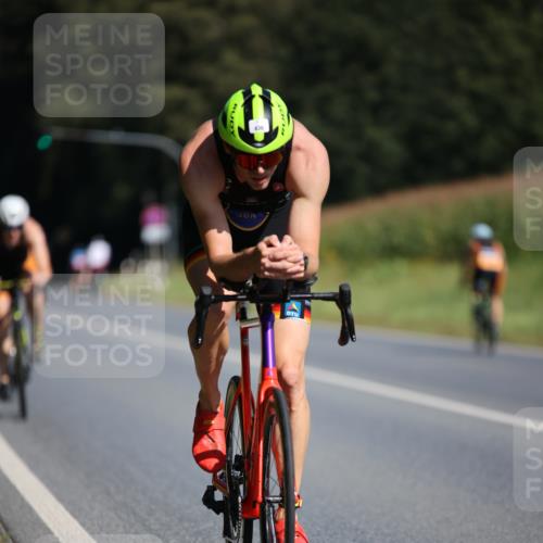 01.09.2024 - 17. Tribühne Triathlon H.Heesch http://msf.ph/oto/6942586 01.09.2024 11:22:10 Radfahren 355, 384, 394, 426, 436, 454 meine-sportfotos.de
