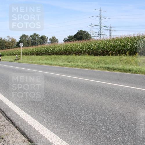 01.09.2024 - 17. Tribühne Triathlon H.Heesch http://msf.ph/oto/6942588 01.09.2024 11:14:38 Radfahren 310, 312 meine-sportfotos.de