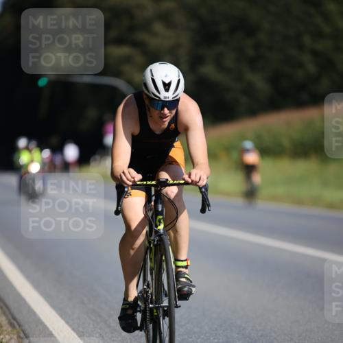 01.09.2024 - 17. Tribühne Triathlon H.Heesch http://msf.ph/oto/6942609 01.09.2024 11:22:12 Radfahren 355, 384, 394, 426, 430, 436, 454 meine-sportfotos.de