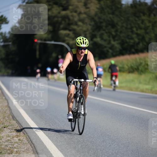 01.09.2024 - 17. Tribühne Triathlon H.Heesch http://msf.ph/oto/6942647 01.09.2024 11:22:28 Radfahren 60, 409, 427 meine-sportfotos.de