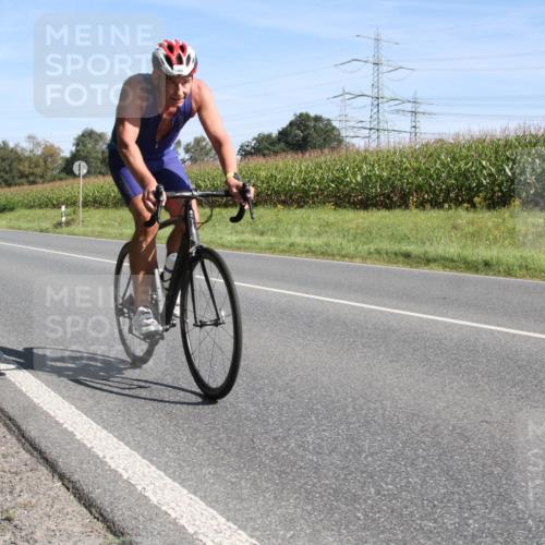 01.09.2024 - 17. Tribühne Triathlon H.Heesch http://msf.ph/oto/6942671 01.09.2024 11:17:10 Radfahren 314, 318, 319, 379, 409, 426, 430 meine-sportfotos.de