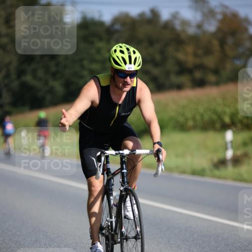 01.09.2024 - 17. Tribühne Triathlon H.Heesch http://msf.ph/oto/6942672 01.09.2024 11:22:29 Radfahren 60, 409, 427 meine-sportfotos.de