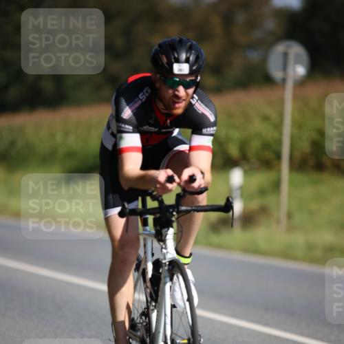 01.09.2024 - 17. Tribühne Triathlon H.Heesch http://msf.ph/oto/6942776 01.09.2024 11:24:52 Radfahren 391, 400, 416, 545 meine-sportfotos.de