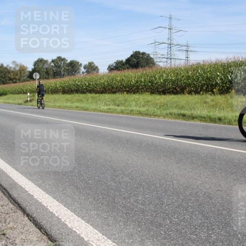 01.09.2024 - 17. Tribühne Triathlon H.Heesch http://msf.ph/oto/6942777 01.09.2024 11:19:24 Radfahren 336, 364, 431, 433 meine-sportfotos.de