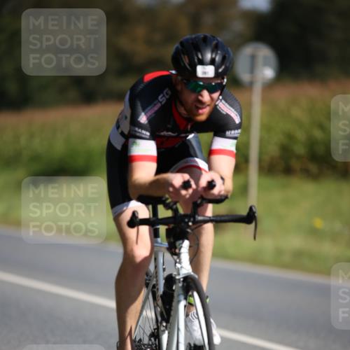 01.09.2024 - 17. Tribühne Triathlon H.Heesch http://msf.ph/oto/6942779 01.09.2024 11:24:52 Radfahren 391, 400, 416, 545 meine-sportfotos.de