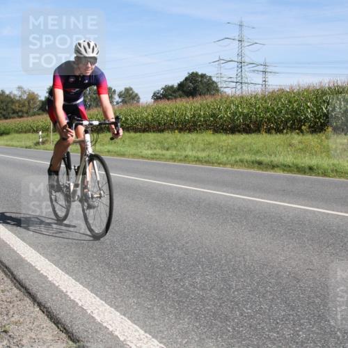 01.09.2024 - 17. Tribühne Triathlon H.Heesch http://msf.ph/oto/6942783 01.09.2024 11:19:29 Radfahren 336, 431, 1479 meine-sportfotos.de