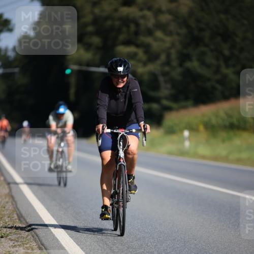 01.09.2024 - 17. Tribühne Triathlon H.Heesch http://msf.ph/oto/6942788 01.09.2024 11:24:55 Radfahren 400, 416, 470 meine-sportfotos.de