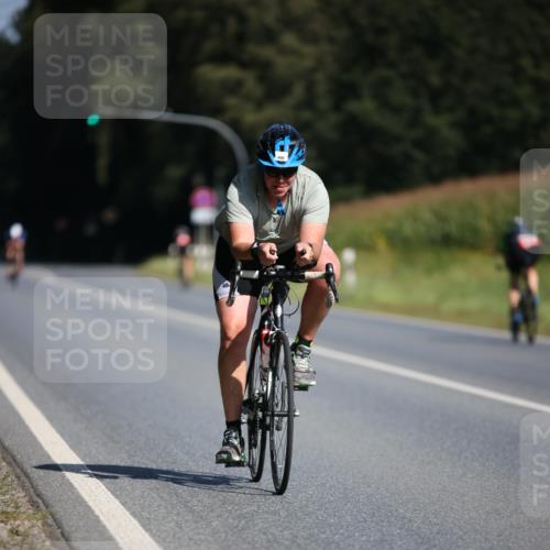 01.09.2024 - 17. Tribühne Triathlon H.Heesch http://msf.ph/oto/6942818 01.09.2024 11:24:58 Radfahren 396, 400, 415, 416, 470 meine-sportfotos.de