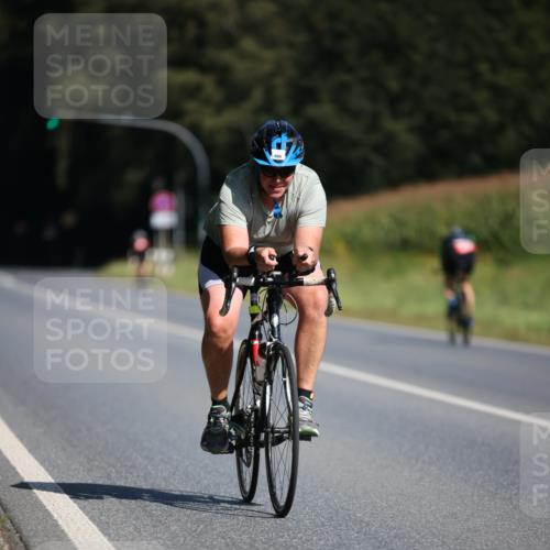 01.09.2024 - 17. Tribühne Triathlon H.Heesch http://msf.ph/oto/6942824 01.09.2024 11:24:58 Radfahren 396, 400, 415, 416, 470 meine-sportfotos.de