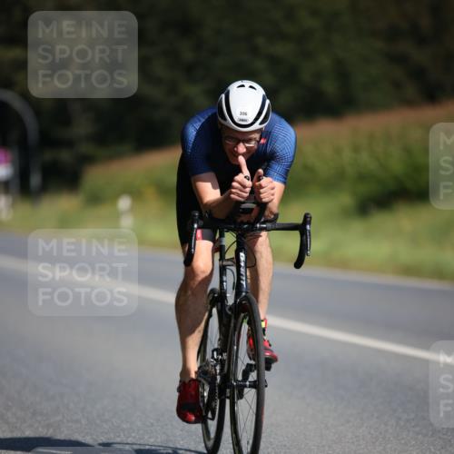 01.09.2024 - 17. Tribühne Triathlon H.Heesch http://msf.ph/oto/6942847 01.09.2024 11:25:06 Radfahren 335, 396, 403, 415, 474, 486, 553 meine-sportfotos.de