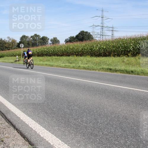 01.09.2024 - 17. Tribühne Triathlon H.Heesch http://msf.ph/oto/6942860 01.09.2024 11:21:56 Radfahren 308, 361, 385, 413, 420, 428 meine-sportfotos.de