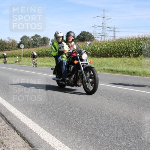 01.09.2024 - 17. Tribühne Triathlon H.Heesch http://msf.ph/oto/6942887 01.09.2024 11:22:17 Radfahren 355, 384, 426, 430, 454 meine-sportfotos.de