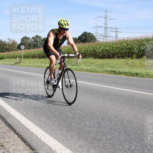 01.09.2024 - 17. Tribühne Triathlon H.Heesch http://msf.ph/oto/6942908 01.09.2024 11:22:29 Radfahren 60, 409, 427 meine-sportfotos.de
