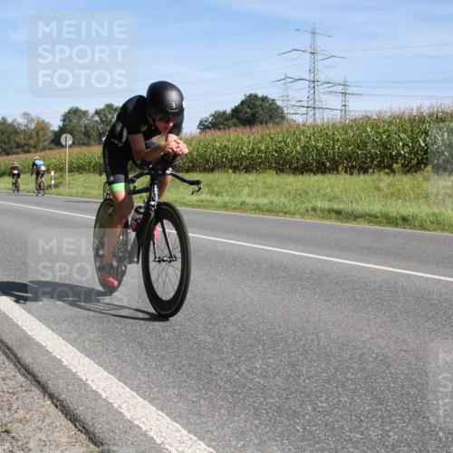 01.09.2024 - 17. Tribühne Triathlon H.Heesch http://msf.ph/oto/6942944 01.09.2024 11:23:04 Radfahren 331, 341, 395, 423, 509 meine-sportfotos.de