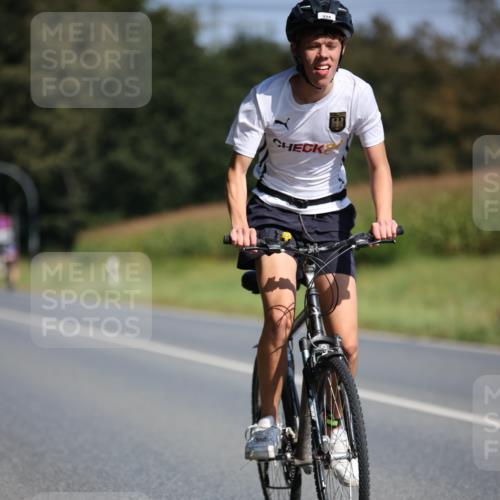 01.09.2024 - 17. Tribühne Triathlon H.Heesch http://msf.ph/oto/6942958 01.09.2024 11:25:32 Radfahren 334, 363, 478, 495, 498 meine-sportfotos.de