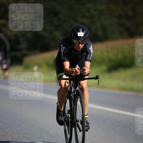 01.09.2024 - 17. Tribühne Triathlon H.Heesch http://msf.ph/oto/6942995 01.09.2024 11:29:13 Radfahren 379, 438, 500, 559 meine-sportfotos.de