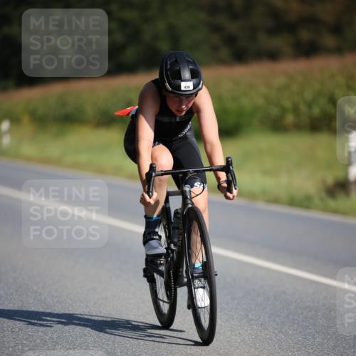 01.09.2024 - 17. Tribühne Triathlon H.Heesch http://msf.ph/oto/6943023 01.09.2024 11:29:23 Radfahren 320, 380, 438, 477 meine-sportfotos.de