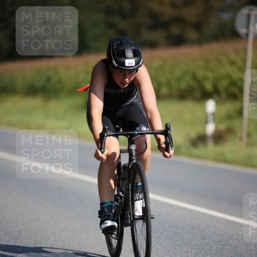 01.09.2024 - 17. Tribühne Triathlon H.Heesch http://msf.ph/oto/6943029 01.09.2024 11:29:23 Radfahren 320, 380, 438, 477 meine-sportfotos.de