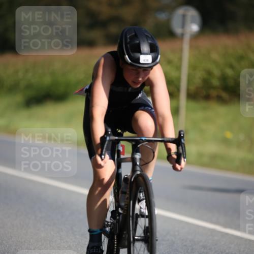 01.09.2024 - 17. Tribühne Triathlon H.Heesch http://msf.ph/oto/6943036 01.09.2024 11:29:23 Radfahren 320, 380, 438, 477 meine-sportfotos.de