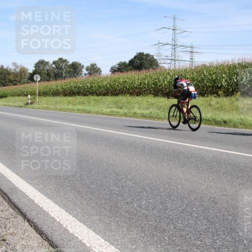 01.09.2024 - 17. Tribühne Triathlon H.Heesch http://msf.ph/oto/6943101 01.09.2024 11:25:39 Radfahren 313, 363, 478, 495, 498, 524 meine-sportfotos.de
