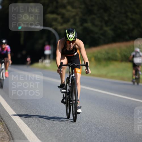 01.09.2024 - 17. Tribühne Triathlon H.Heesch http://msf.ph/oto/6943103 01.09.2024 11:30:09 Radfahren 357, 425, 461, 532, 539 meine-sportfotos.de