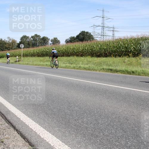 01.09.2024 - 17. Tribühne Triathlon H.Heesch http://msf.ph/oto/6943142 01.09.2024 11:26:25 Radfahren 326, 378, 488, 513 meine-sportfotos.de