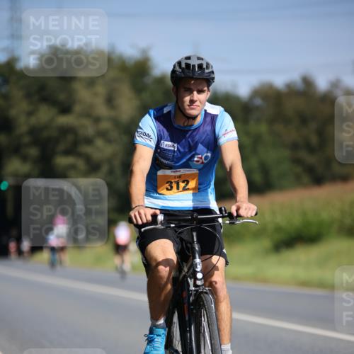 01.09.2024 - 17. Tribühne Triathlon H.Heesch http://msf.ph/oto/6943178 01.09.2024 11:30:21 Radfahren 312, 332, 342, 518, 537, 539 meine-sportfotos.de