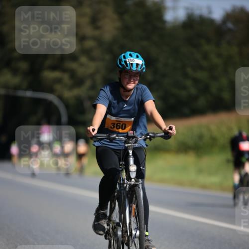 01.09.2024 - 17. Tribühne Triathlon H.Heesch http://msf.ph/oto/6943243 01.09.2024 11:30:39 Radfahren 360, 405, 429, 516, 531 meine-sportfotos.de