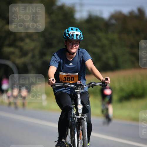 01.09.2024 - 17. Tribühne Triathlon H.Heesch http://msf.ph/oto/6943254 01.09.2024 11:30:39 Radfahren 360, 405, 429, 516, 531 meine-sportfotos.de