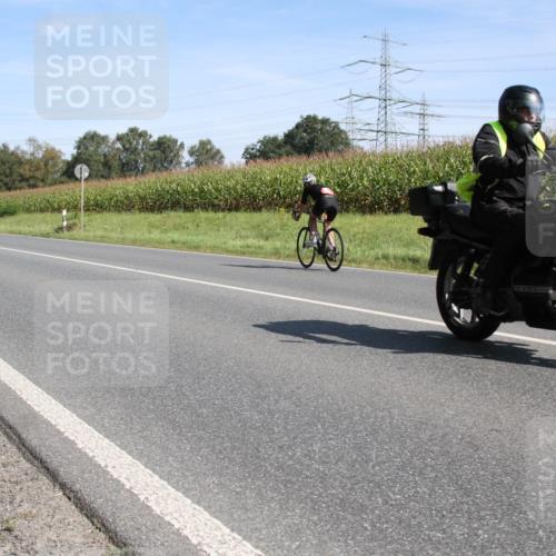 01.09.2024 - 17. Tribühne Triathlon H.Heesch http://msf.ph/oto/6943301 01.09.2024 11:30:08 Radfahren 357, 398, 425, 441, 461, 532 meine-sportfotos.de
