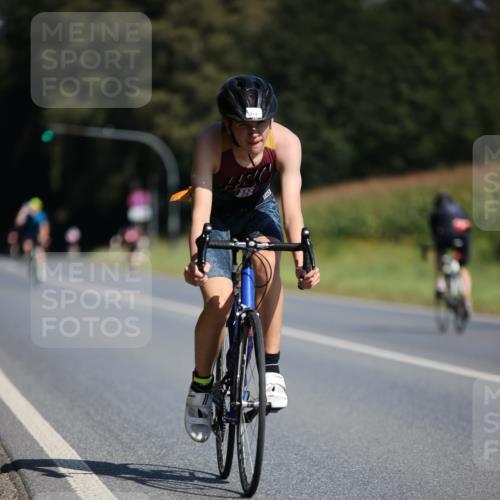 01.09.2024 - 17. Tribühne Triathlon H.Heesch http://msf.ph/oto/6943314 01.09.2024 11:30:57 Radfahren 319, 432, 562 meine-sportfotos.de
