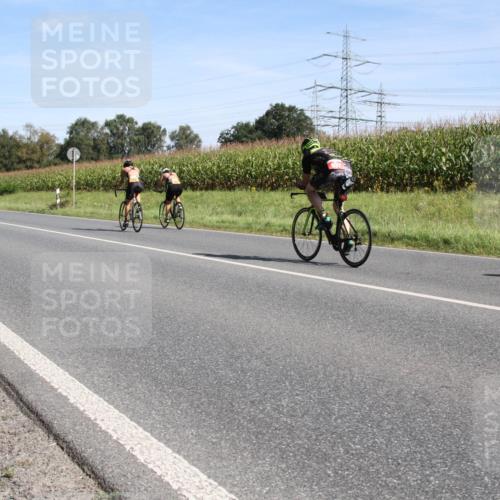 01.09.2024 - 17. Tribühne Triathlon H.Heesch http://msf.ph/oto/6943330 01.09.2024 11:30:29 Radfahren 332, 342, 518, 519, 537 meine-sportfotos.de