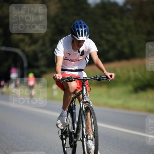 01.09.2024 - 17. Tribühne Triathlon H.Heesch http://msf.ph/oto/6943344 01.09.2024 11:31:07 Radfahren 314, 333, 374, 400, 523 meine-sportfotos.de