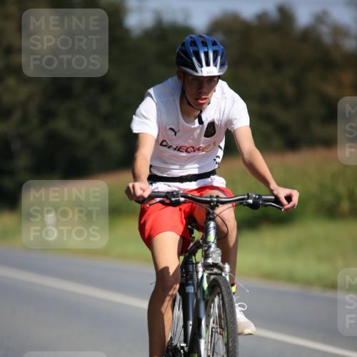 01.09.2024 - 17. Tribühne Triathlon H.Heesch http://msf.ph/oto/6943361 01.09.2024 11:31:08 Radfahren 314, 333, 374, 400, 523 meine-sportfotos.de