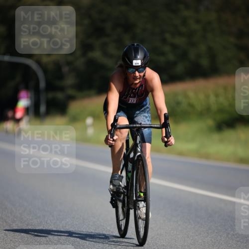 01.09.2024 - 17. Tribühne Triathlon H.Heesch http://msf.ph/oto/6943366 01.09.2024 11:31:10 Radfahren 314, 333, 374, 400, 523 meine-sportfotos.de