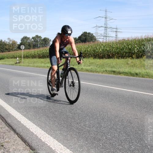 01.09.2024 - 17. Tribühne Triathlon H.Heesch http://msf.ph/oto/6943375 01.09.2024 11:31:10 Radfahren 314, 333, 374, 400, 523 meine-sportfotos.de