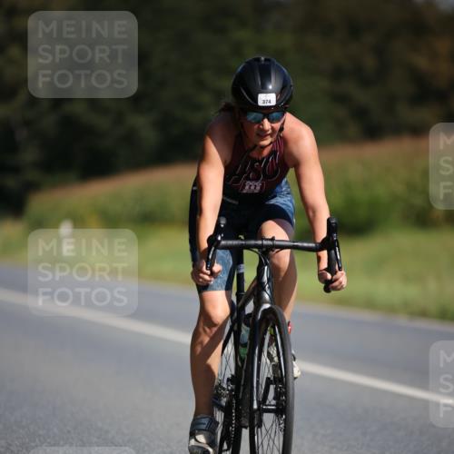 01.09.2024 - 17. Tribühne Triathlon H.Heesch http://msf.ph/oto/6943380 01.09.2024 11:31:10 Radfahren 314, 333, 374, 400, 523 meine-sportfotos.de