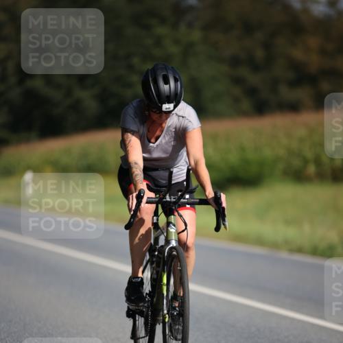 01.09.2024 - 17. Tribühne Triathlon H.Heesch http://msf.ph/oto/6943420 01.09.2024 11:31:32 Radfahren 377, 415, 416, 422, 445, 448, 561, 563 meine-sportfotos.de