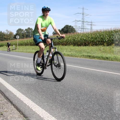01.09.2024 - 17. Tribühne Triathlon H.Heesch http://msf.ph/oto/6943445 01.09.2024 11:32:58 Radfahren 350, 447, 494 meine-sportfotos.de