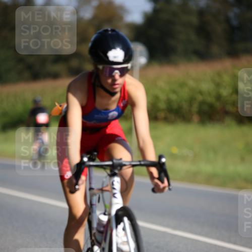 01.09.2024 - 17. Tribühne Triathlon H.Heesch http://msf.ph/oto/6943480 01.09.2024 11:31:56 Radfahren 367, 530, 556 meine-sportfotos.de