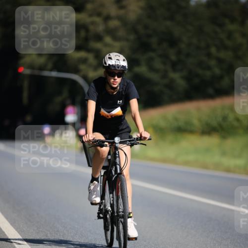 01.09.2024 - 17. Tribühne Triathlon H.Heesch http://msf.ph/oto/6943496 01.09.2024 11:32:42 Radfahren 315, 334, 468, 482 meine-sportfotos.de