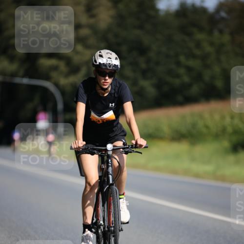 01.09.2024 - 17. Tribühne Triathlon H.Heesch http://msf.ph/oto/6943506 01.09.2024 11:32:42 Radfahren 315, 334, 468, 482 meine-sportfotos.de