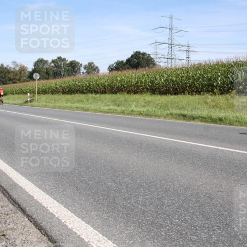 01.09.2024 - 17. Tribühne Triathlon H.Heesch http://msf.ph/oto/6943523 01.09.2024 11:35:02 Radfahren 324, 386 meine-sportfotos.de