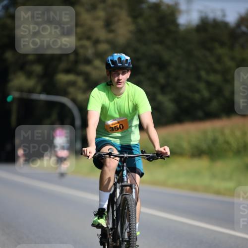 01.09.2024 - 17. Tribühne Triathlon H.Heesch http://msf.ph/oto/6943533 01.09.2024 11:32:57 Radfahren 350, 401, 494 meine-sportfotos.de