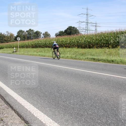 01.09.2024 - 17. Tribühne Triathlon H.Heesch http://msf.ph/oto/6943549 01.09.2024 11:35:28 Radfahren 426, 496, 515 meine-sportfotos.de
