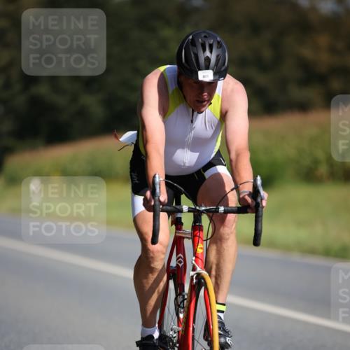 01.09.2024 - 17. Tribühne Triathlon H.Heesch http://msf.ph/oto/6943568 01.09.2024 11:33:04 Radfahren 328, 401, 541, 542 meine-sportfotos.de
